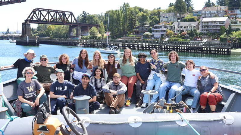 COSZO 2025 REU undergraduates aboard a boat